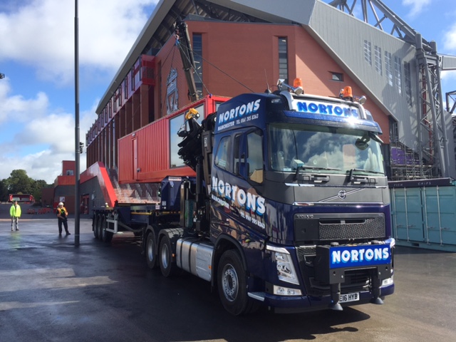 lorry mounted crane hire