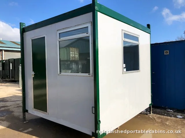 Linking and Stacking Cabins to Build a Compound